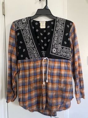 Tricia Fix W Small repurposed vintage bandana + flannel